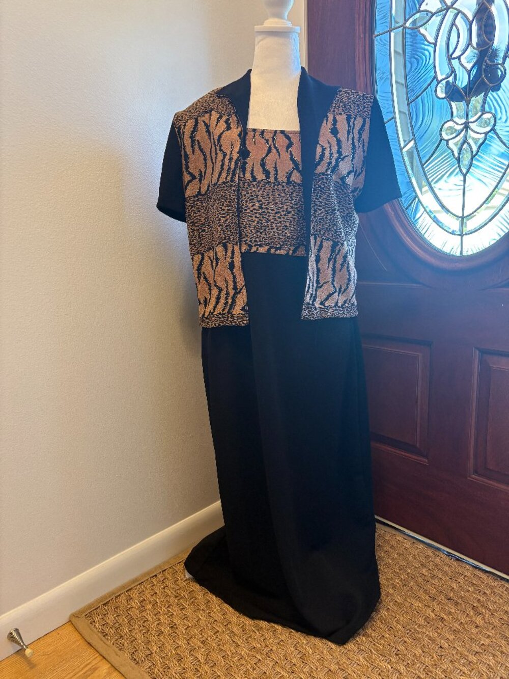 R&K Original Petite Women's 2 Pc Dress/Jacket Set Animal Print Black Size 12